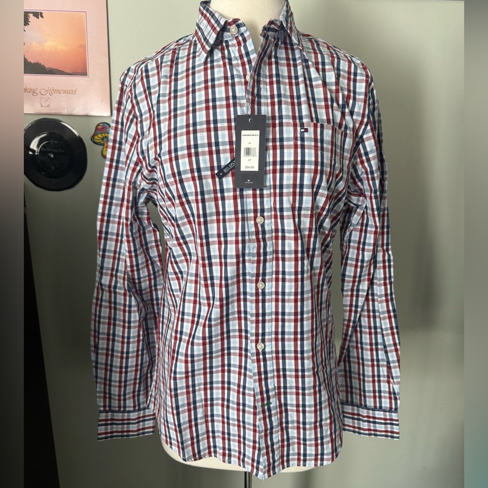 NWT Tommy Hilfiger button up shirt